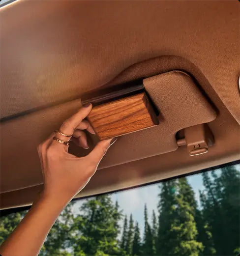 🌲 THE ORIGINAL Natural Wood Car Freshener ✨ Long-Lasting & Eco-Friendly Essential Oil Miracle Diffuser 🍃 [Perfect for Every Vehicle] 🌟