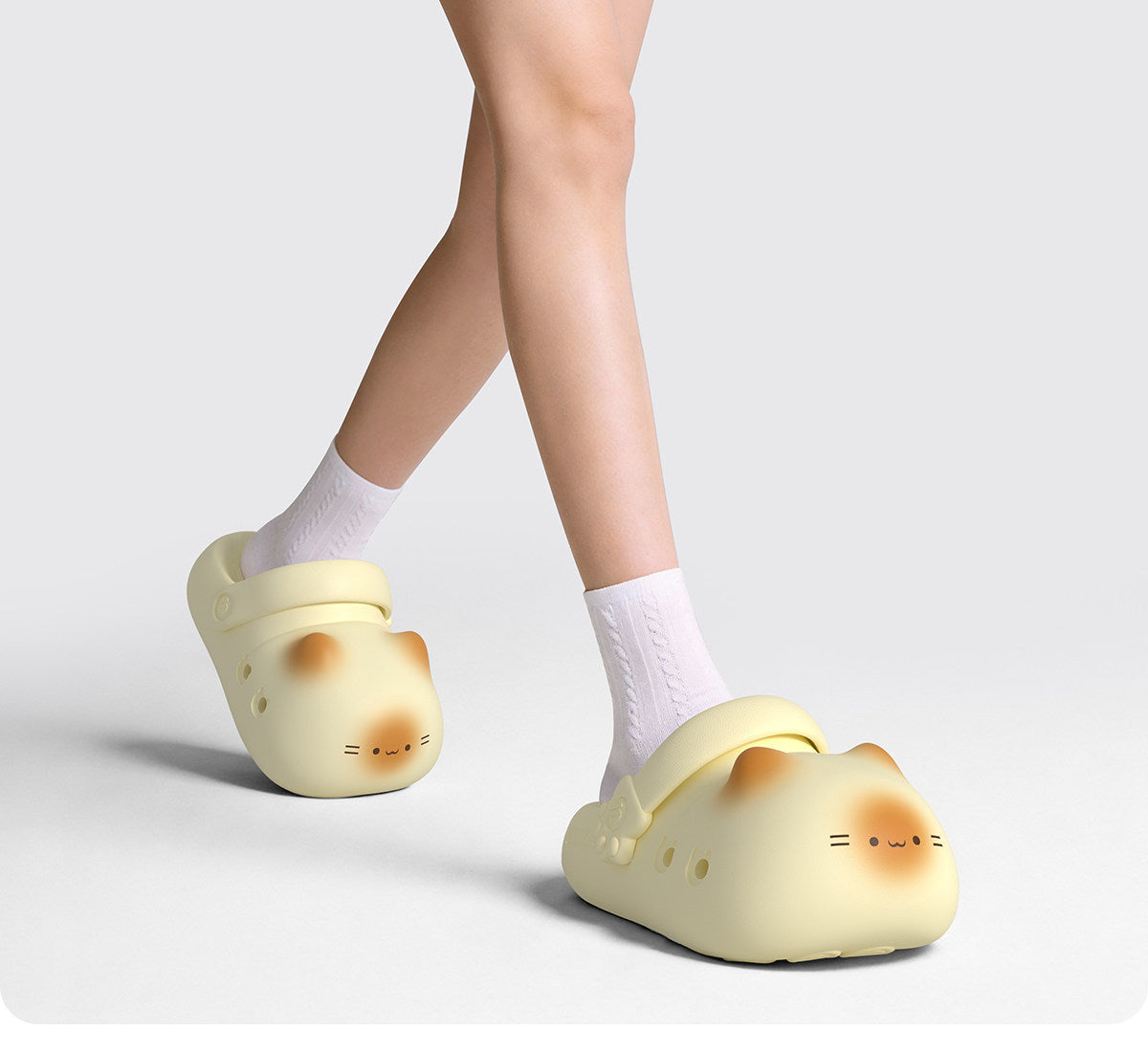🐾 THE ORIGINAL Cloud-Soft Cat Paw Clogs ✨ Breathable Comfort & 3.5cm Height Boost ☁️